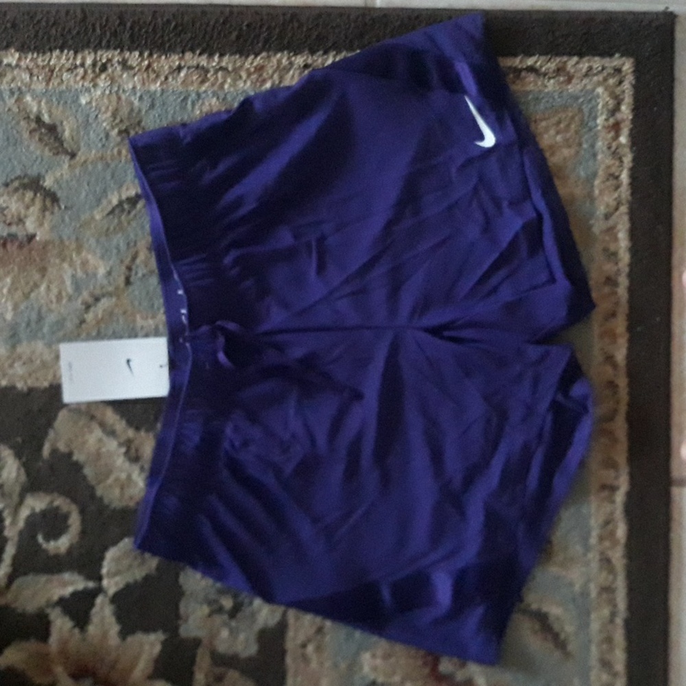 4x*Host Pick*Nike dri-fit ladies shorts